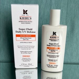 Kiehl's Super Fluid Daily UV Defense SPF 50+ Sunscreen